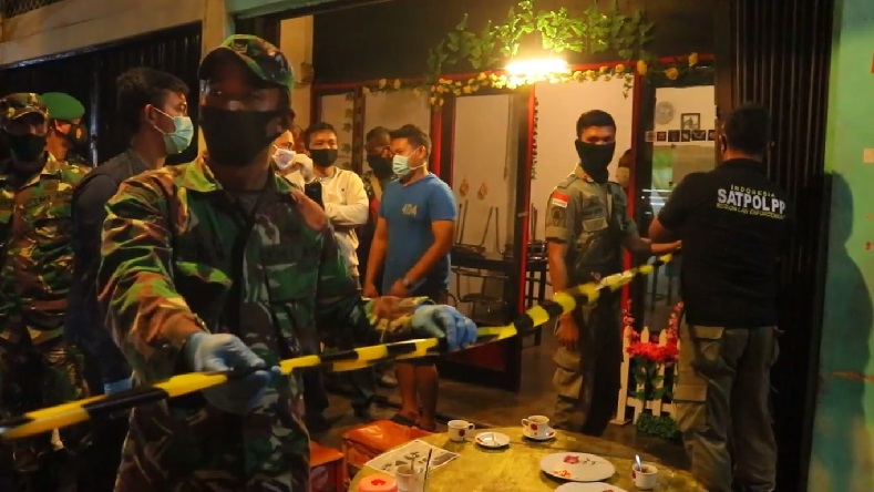 Pengunjung Positif Covid, Satgas Segel 3 Kafe di Aceh Barat 
