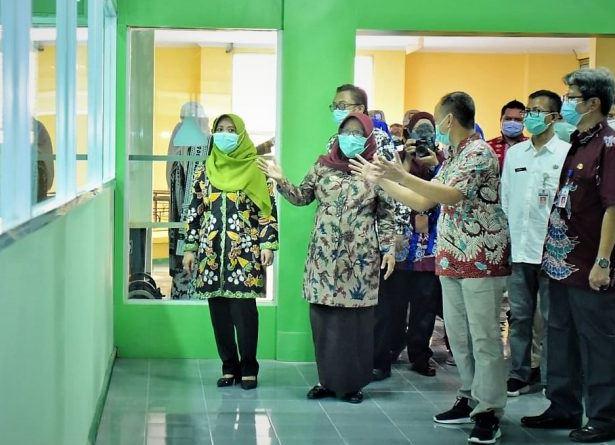 Bupati Tegal Terpapar Covid-19, Ganjar Doakan Cepat Sembuh