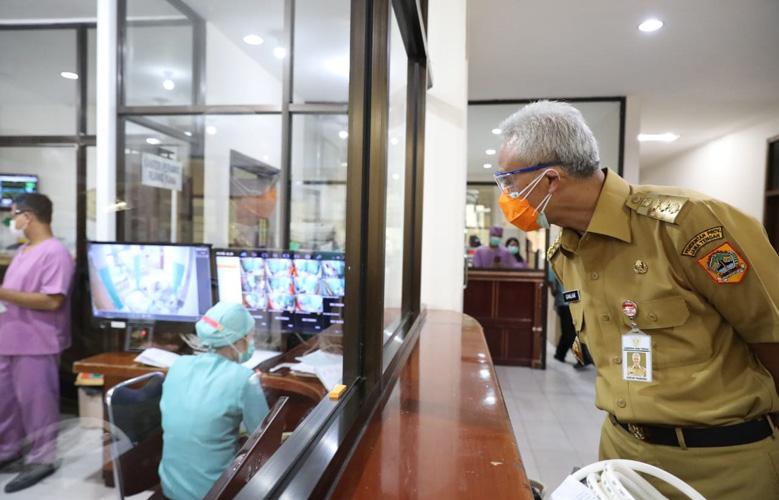 Temukan Pelanggaran Penanganan Covid, Ganjar Tegur Dirut RSUD dan Bupati Kudus