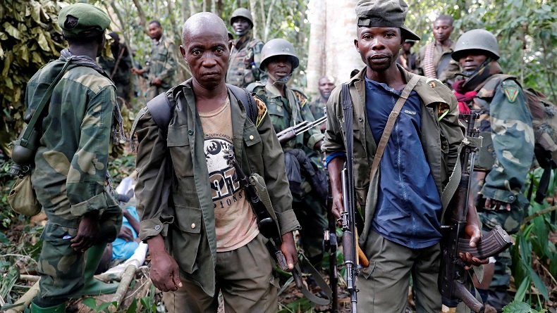 Prajurit Mabuk Tembak Mati 2 Atasan 