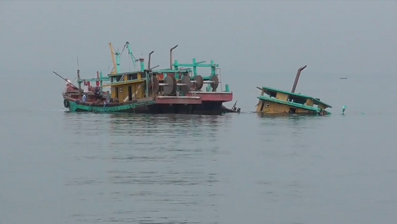3 Kapal Pencuri Ikan Ditenggelamkan Kejari Belawan