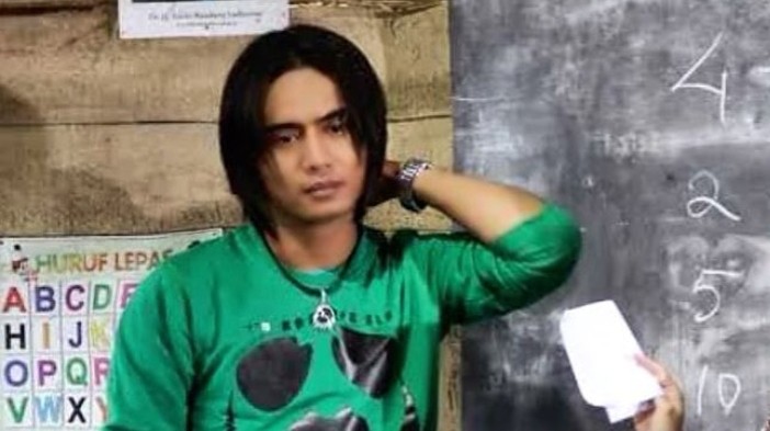 Cerita Getir Charly Van Houten Hidup Menggelandang dan Ngamen demi Bertahan Hidup