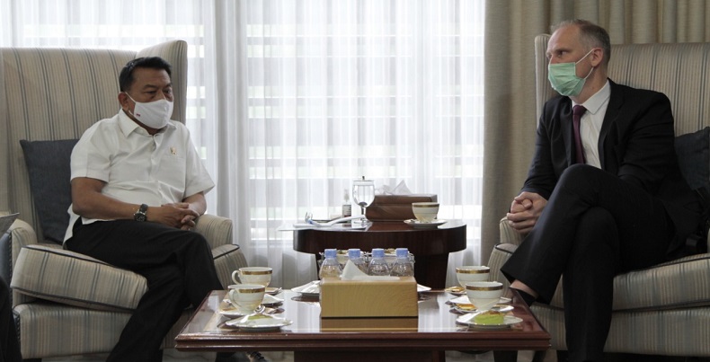 Bahas Isu Pembangunan Energi dan Perubahan Iklim, Moeldoko Bertemu Dubes Denmark