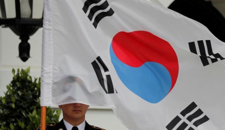 Pesawat Tempur Korea Selatan Jatuh di Laut setelah Mesin Jet Terbakar