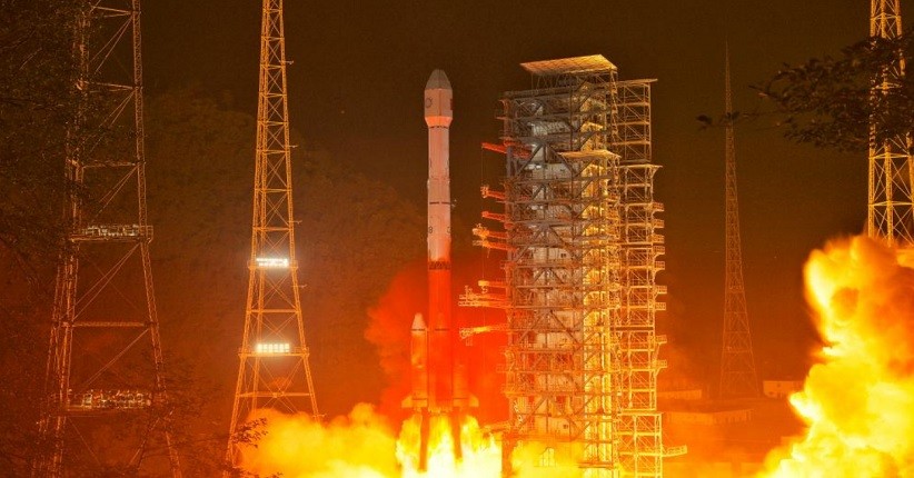 China Meluncurkan Satelit Cuaca Fengyun-4B ke Orbit