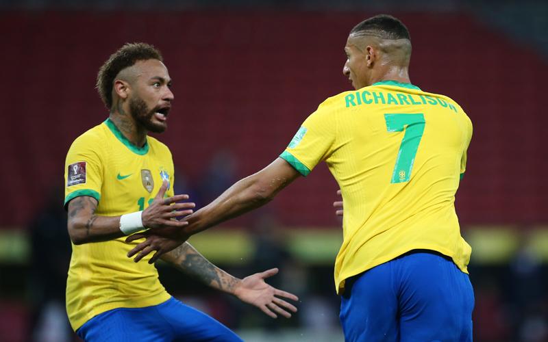 Hajar Ekuador, Brasil Jauhi Kejaran Argentina