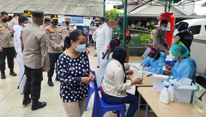 33 Orang Positif Covid, Satu RT di Jatiuwung Tangerang Lockdown 
