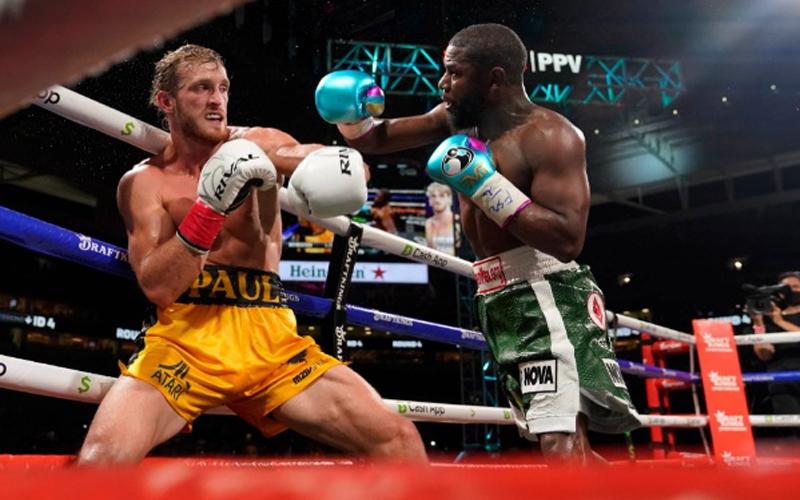 Gagal KO Logan Paul, Floyd Mayweather Jr: Dia Lebih Jago dari yang Saya Kira
