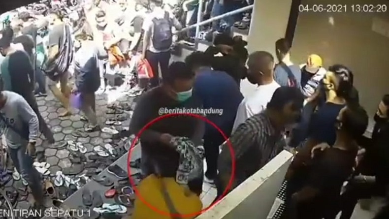 Komplotan Copet Beraksi di Sebuah Masjid di Sancang Bandung, Polisi Lakukan Penyelidikan