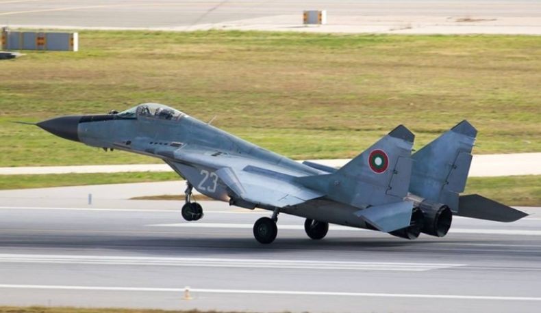 Jet Tempur MiG-29 Bulgaria Jatuh saat Latihan Perang di Laut, Pilot Hilang
