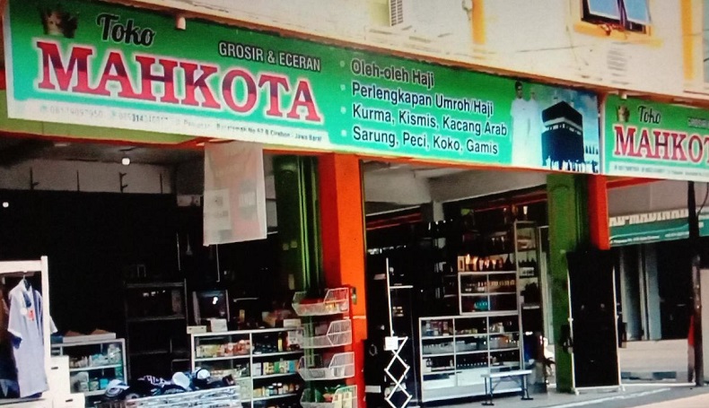 Omzet Penjual Oleh-Oleh Haji dan Umrah di Cirebon Turun hingga 90 Persen