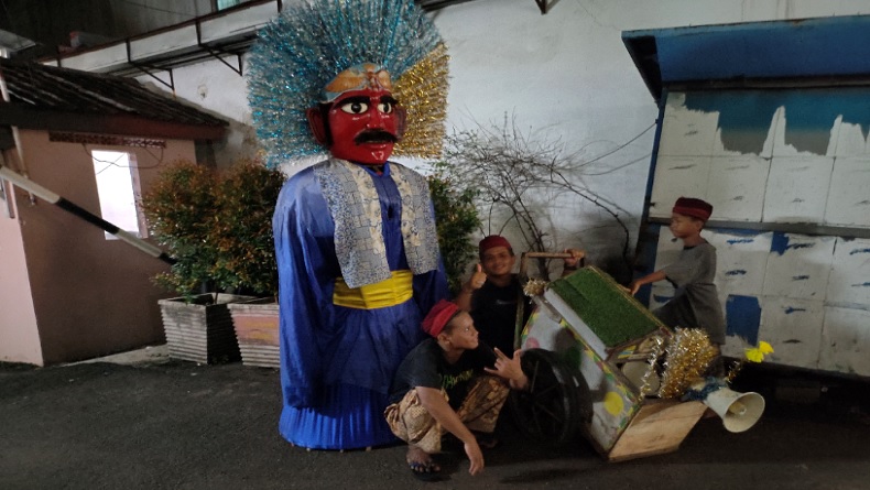 Kisah Pengamen Ondel-Ondel: Sekali Jalan Tempuh 30 Km, Bisa Kantongi Rp300.000