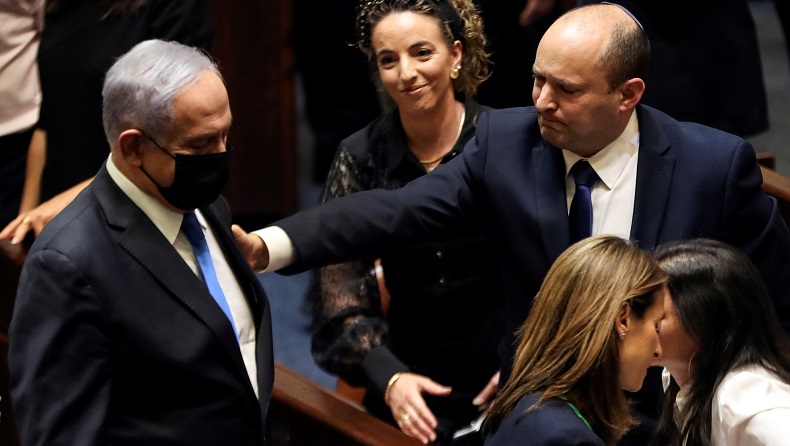 Israel Ganti Perdana Menteri Tanpa Serah Terima Jabatan dari Netanyahu ke Bennett