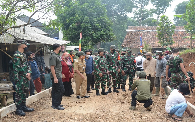 Pangdam Siliwangi: TMMD Upaya Mendukung Wujudkan Slogan Cianjur Manjur