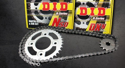 Dikenal Produsen Busi, NGK Diam-Diam Rilis Rantai Motor Baru