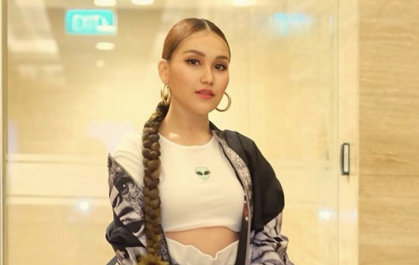Dituduh Plagiat Nagita Slavina, Ayu Ting Ting: Gue Enggak Merasa karena Punya Stylist   