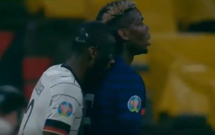 Detik-Detik Paul Pogba Digigit Antonio Rudiger, Mirip Insiden Luis Suarez