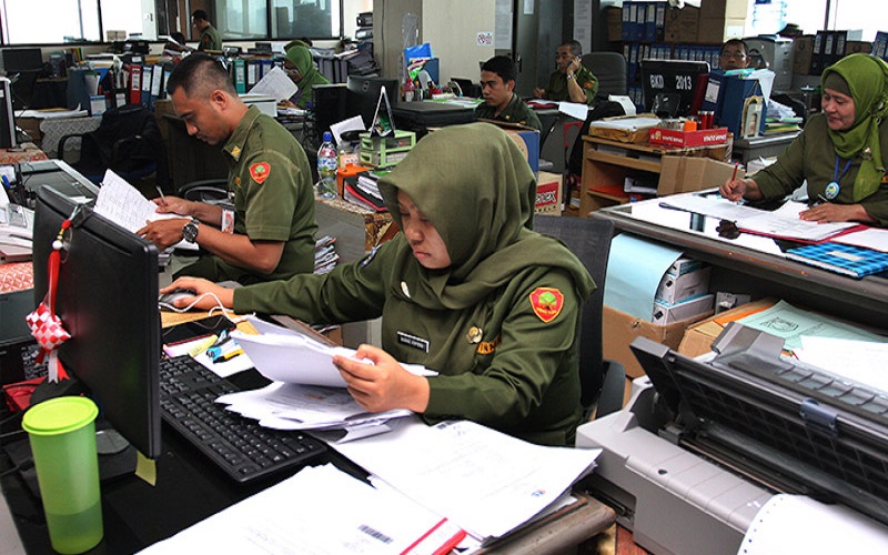 PNS yang WFO Wajib Sudah Divaksin Covid-19