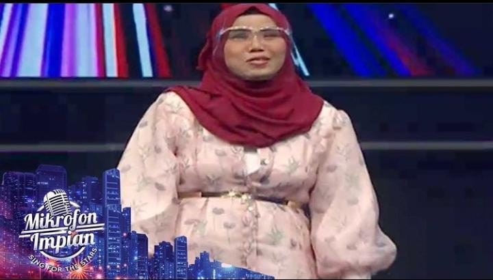 Charly Menangis Melihat Penampilan Perempuan di Mikrofon Impian GTV