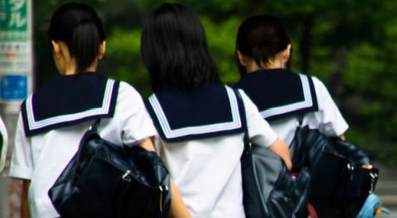 Ada-Ada Saja, Polisi Ini Ditangkap karena Meraba Dada Siswi SMA