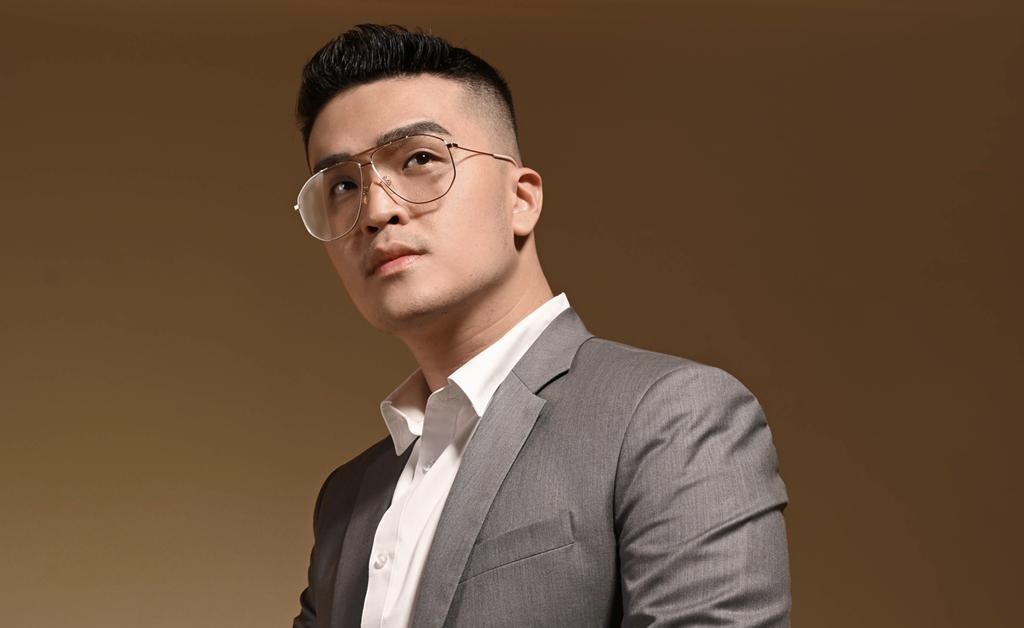 Profil Alvin Tjondro, 15 Tahun Bangun Karier sebagai Presenter   
