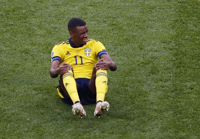 Bikin Liverpool Gigit Jari, Bintang Swedia Ini Perpanjang Kontrak dengan Real Sociedad