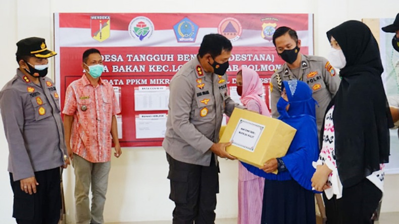 Kapolda Sulut dan Pangdam XIII/Merdeka Tinjau Kampung Tangguh Covid-19 di Desa Bakan Bolmong