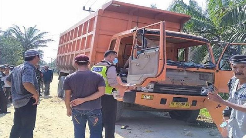 Ngeri, Remaja di Langkat Tewas Terlindas Truk Dekat Rumah, Sang Ibu Pingsan