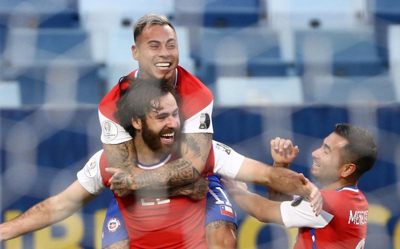 Cile Menang Tipis atas Bolivia, Striker Muda Berdarah Inggris Pahlawan