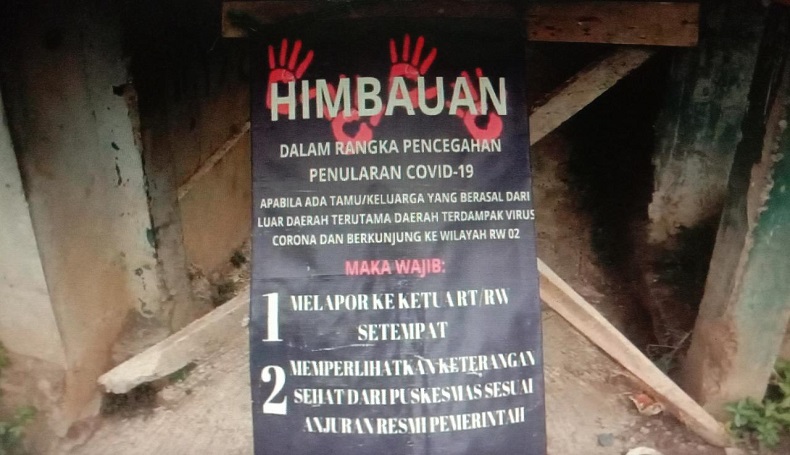  Belasan Warga Soreang Bandung Positif Covid-19, Akses ke Kampung Ditutup Balok Kayu 