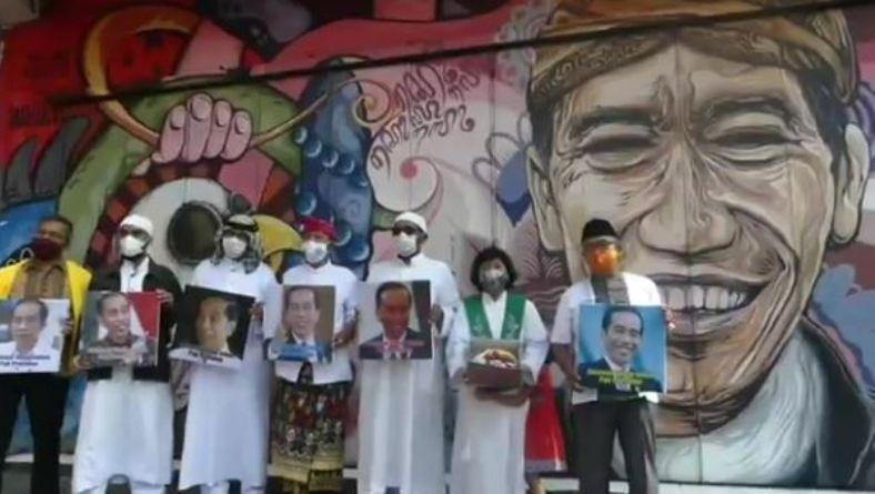 Begini Kegembiraan Warga Solo Rayakan Ulang Tahun Presiden Jokowi 