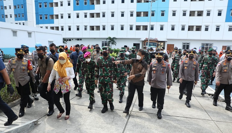 Panglima TNI dan Kapolri Tinjau Kesiapan Rusun Nagrak, Lokasi Isoman Pasien Covid
