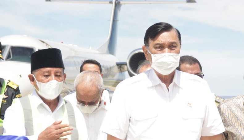  Menko Luhut Sebut RI Bakal Produksi 600.000 Mobil Listrik 