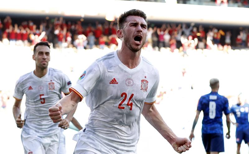 Spanyol Lolos 16 Besar Euro 2020 usai Bantai Slovakia