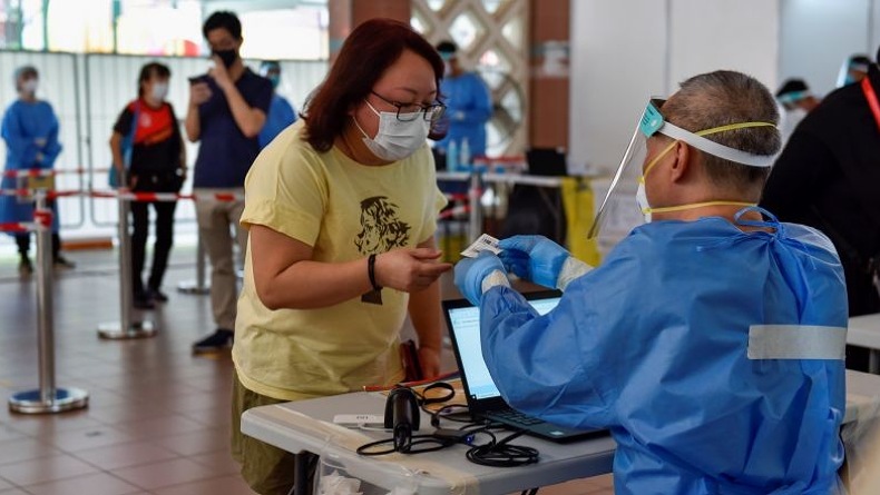 Singapura  Anggap Covid-19 seperti Flu Biasa, IDI Harap Indonesia Tetap Fokus Penanganan