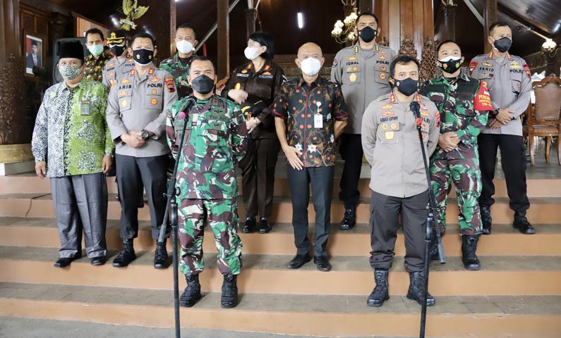 Pangdam dan Kapolda Jateng Cek Penanganan Covid-19 di Jepara 