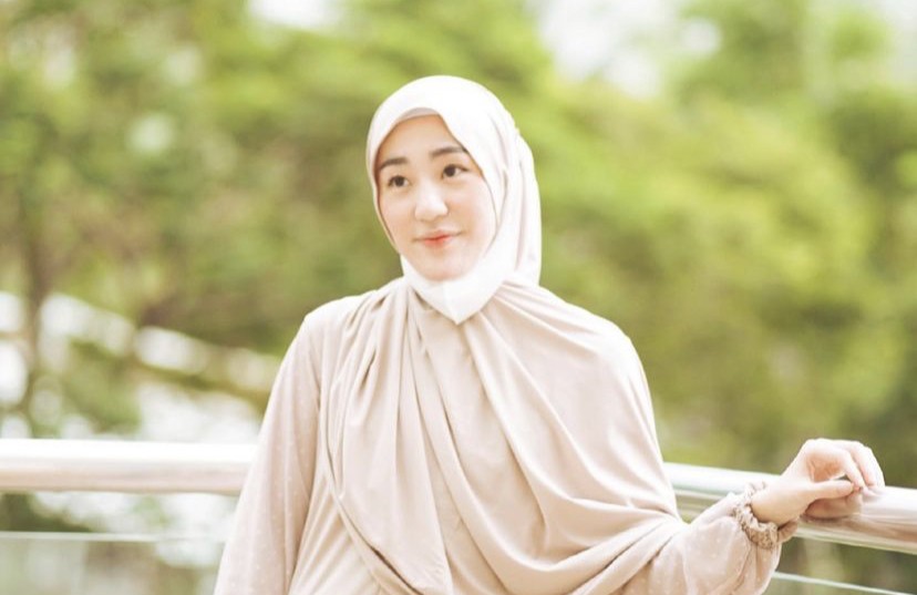 Larissa Chou Sindir Mantan Mertua dan Tagih Permintaan Maaf saat Live IG