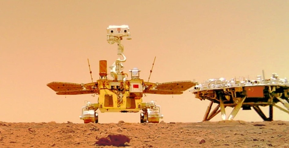 China Berambisi Tempatkan Manusia Pertama di Mars  