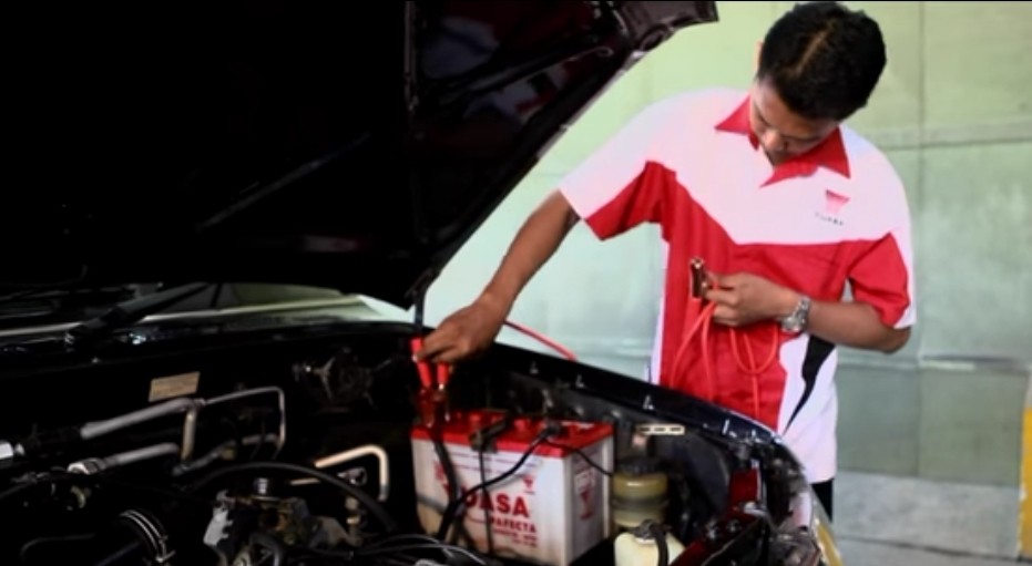 5 Penyebab Aki Mobil Cepat Tekor, Jangan Malas Panaskan Mesin 