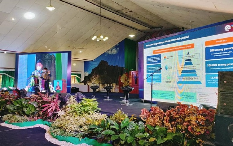 Makin Cakap Digital, Menkominfo Tinjau Pembangunan 421 Lokasi BTS 4G di NTT