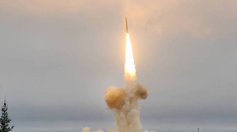 Makin Panas, Rusia Luncurkan Rudal Balistik Nuklir saat NATO Latihan Perang di Laut Hitam