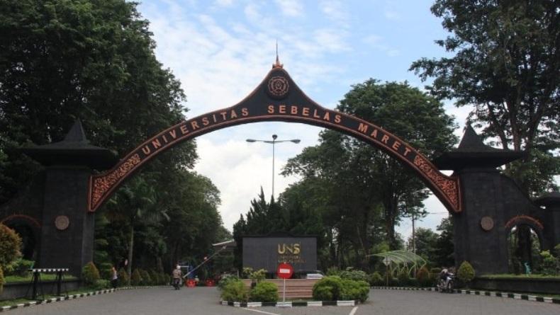  Asyik, 165 Mahasiswa UNS Dapat Tablet untuk Kuliah Online 