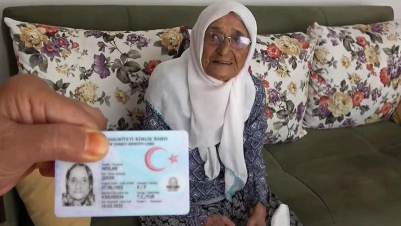 Ulang Tahun Ke-119, Nenek Ini Bagi Rahasia Panjang Umur