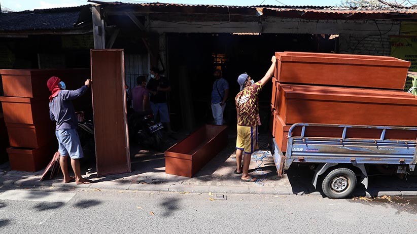 Kasus Covid-19 Melonjak, Pemkab Tangerang Kesulitan Peti Mati