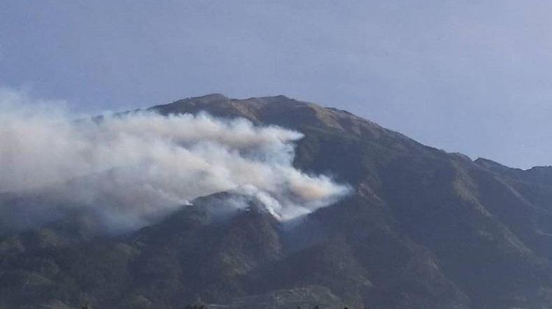 Tindaklanjuti PPKM Berbasis Mikro, Jalur Pendakian Gunung Merbabu dari Magelang Ditutup 