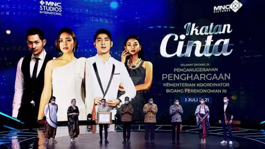 Paling Digemari Penonton Selama Pandemi, Sinetron Ikatan Cinta Raih Penghargaan dari Menko Perekonomian   