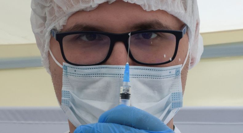 Covid Varian Delta Mengganas, Rusia Mulai Berikan Vaksin Booster untuk Warga
