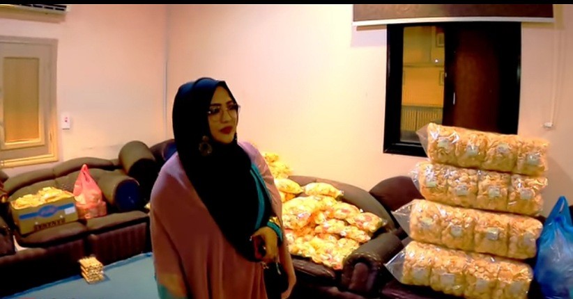 Viral TKW Sukses di Arab Jualan Peyek, Sanggup Sewa Apartemen Rp500 Juta per Tahun