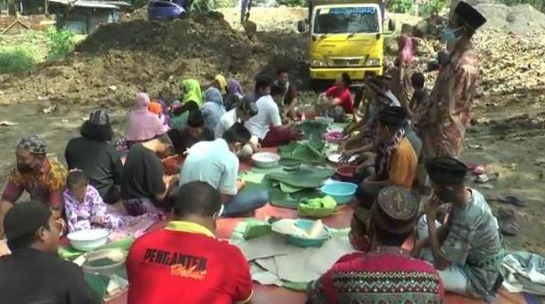 Gelar Sedekah Bumi, Warga di Grobogan Ini Turut Doakan Pandemi Segera Berakhir 