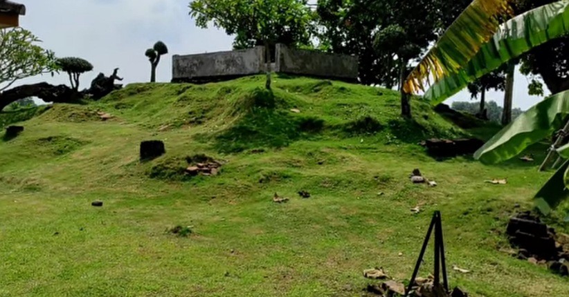 Muncul Gundukan Tanah Aneh di Mojokerto, Ternyata Dalamnya Candi Megah